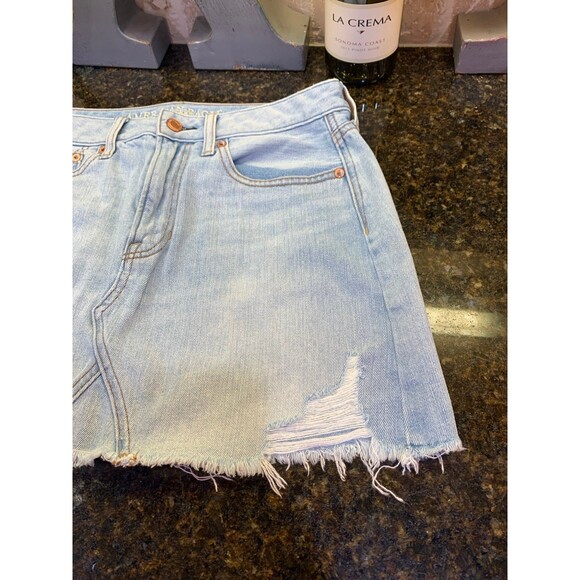 American Eagle Hi-Rise Festival Denim Miniskirt Light Wash Distressed - 6 - EUC - Picture 10 of 11